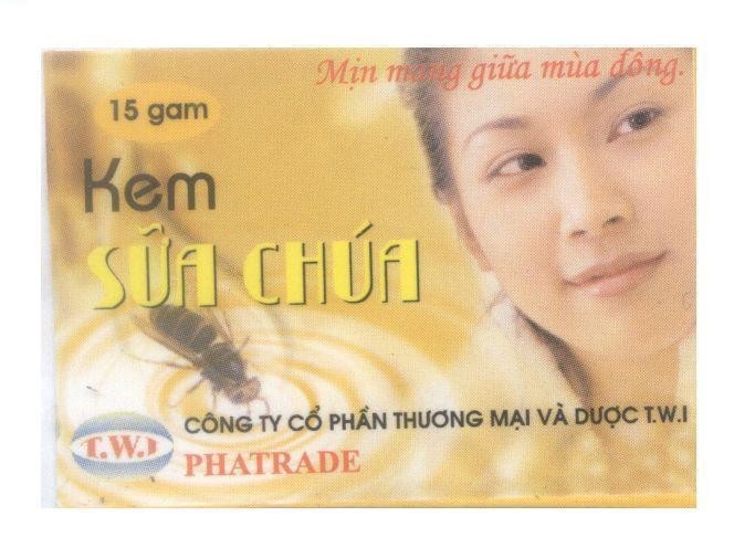 Mẫu nhãn hiệu Kem Sữa Chúa T.W.I PHATRADE Công ty cổ phần thương mại và dược T.W.I Mịn màng giữa mùa đông