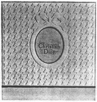 Mẫu nhãn hiệu Christian Dior